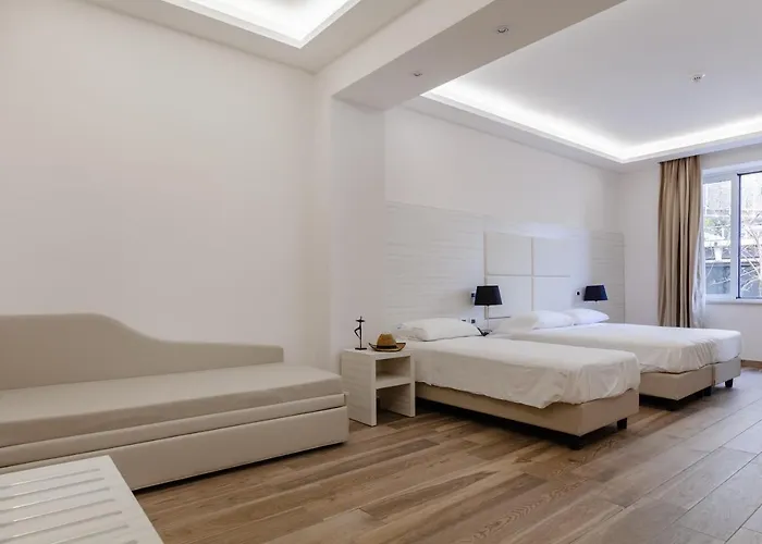 Hub Naples